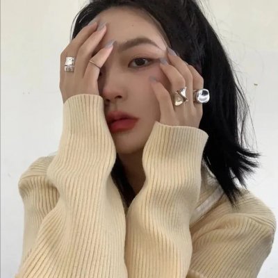 葛妮斯派特洛之风情万种